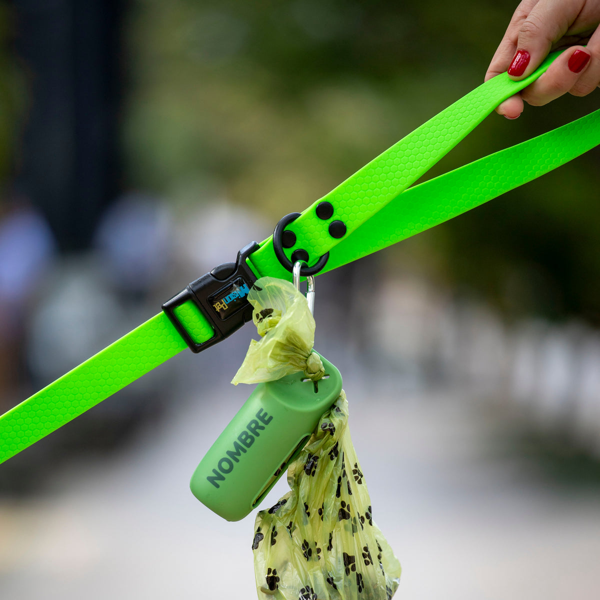 Porta bolsas para perro